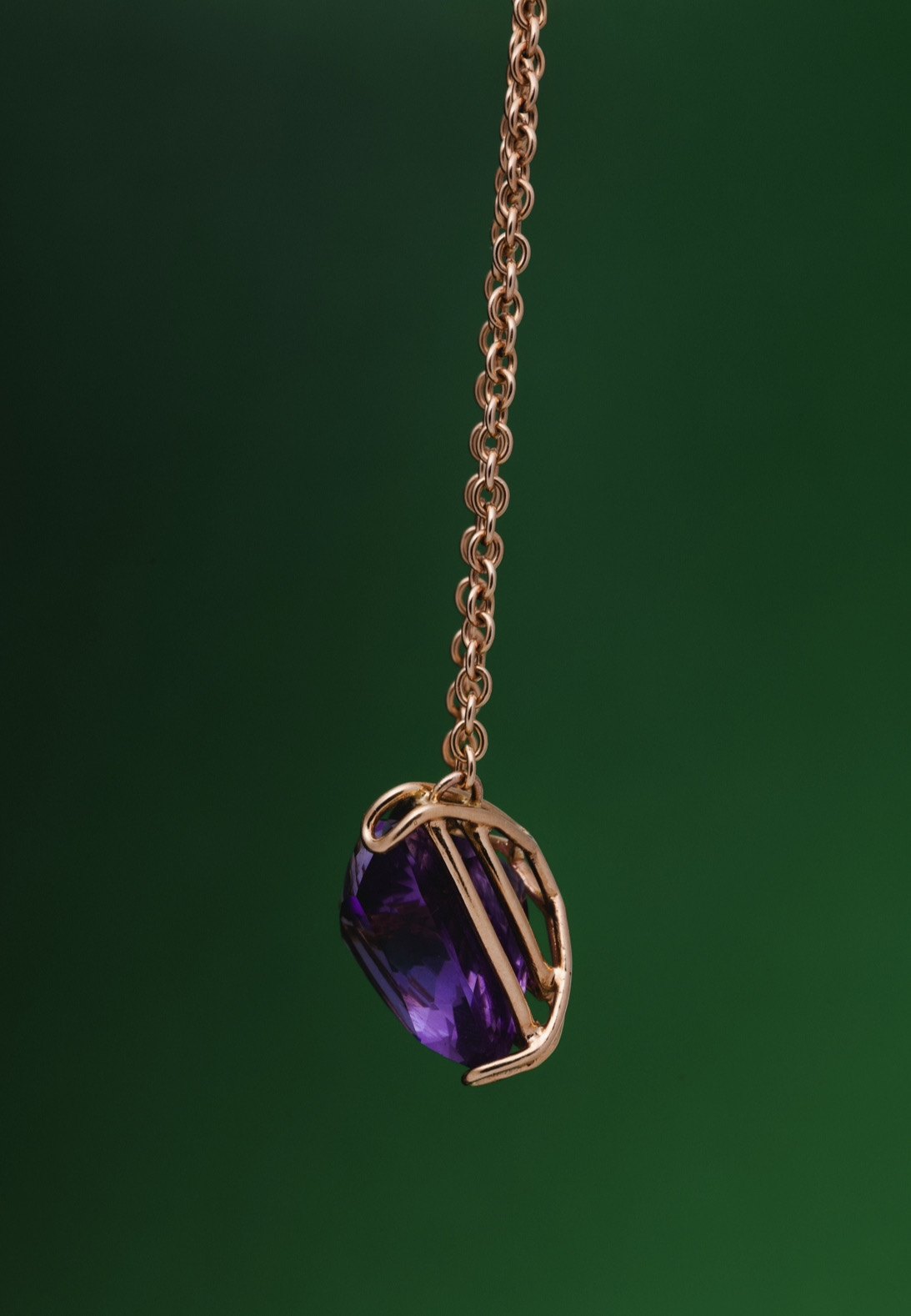 Violet Pendant — Profile