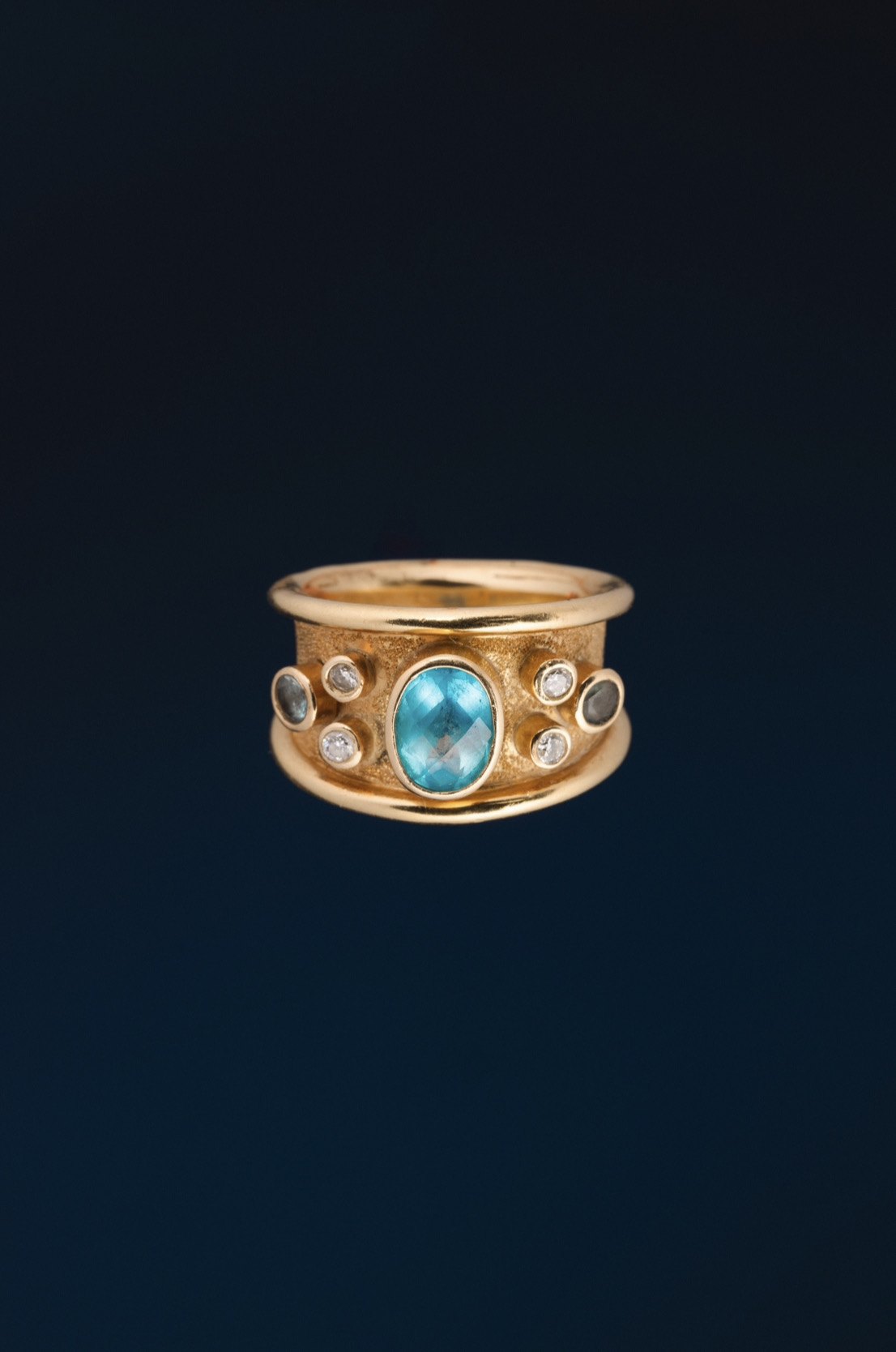Blue Cabochon Ring — Front view